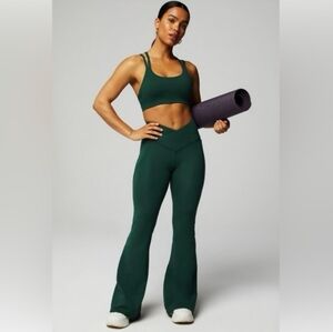 Fabletics SHORT INSEAM High-Waist Crossover Flare in Deep Sea Green